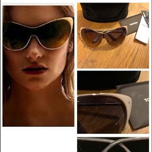 Tom Ford Ladies Sunglasses